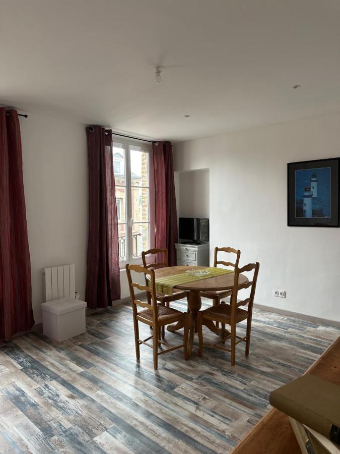 Des Beaux Appartements Deluxe Διέππη Εξωτερικό φωτογραφία